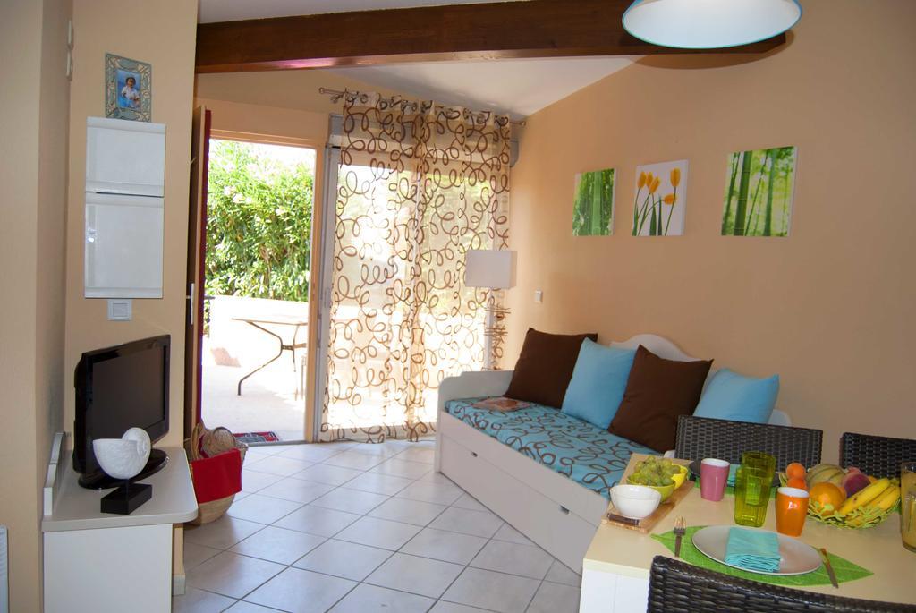 Lagrange Grand Bleu Vacances - Residence Les Jardins De Neptune Saint-Cyprien  Exteriör bild