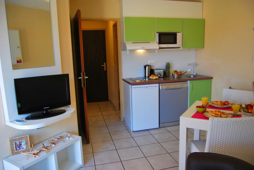 Lagrange Grand Bleu Vacances - Residence Les Jardins De Neptune Saint-Cyprien  Exteriör bild