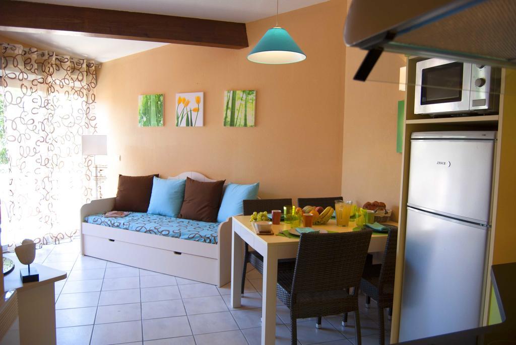 Lagrange Grand Bleu Vacances - Residence Les Jardins De Neptune Saint-Cyprien  Exteriör bild